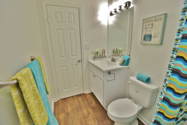 Building Photo - COMPLETELY UPDATED & READY 05-08-26!! 2-Bedroom 2nd Floor Duplex Just Minutes to the Beach!