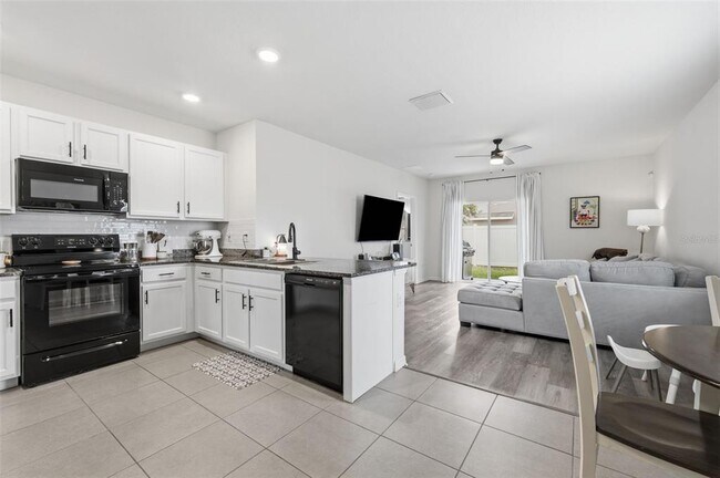 Building Photo - 16163 Silent Sands Ln