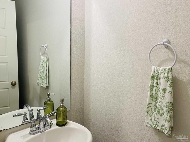 Building Photo - 9845 Beulah Rd