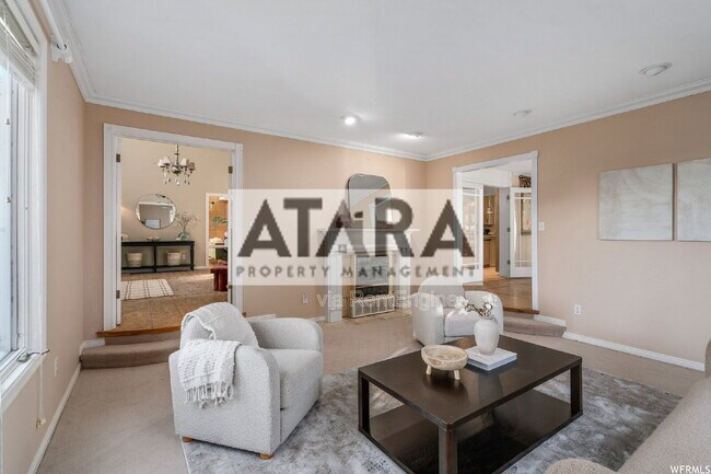 Building Photo - 1577 E Tomahawk Dr