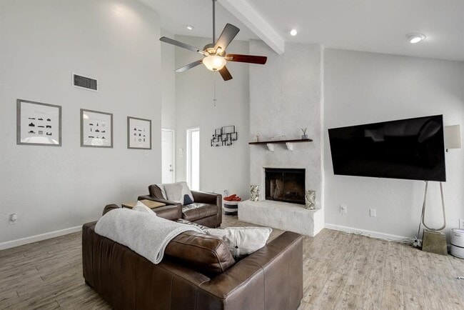 Building Photo - 1701 Timber Brush Trail