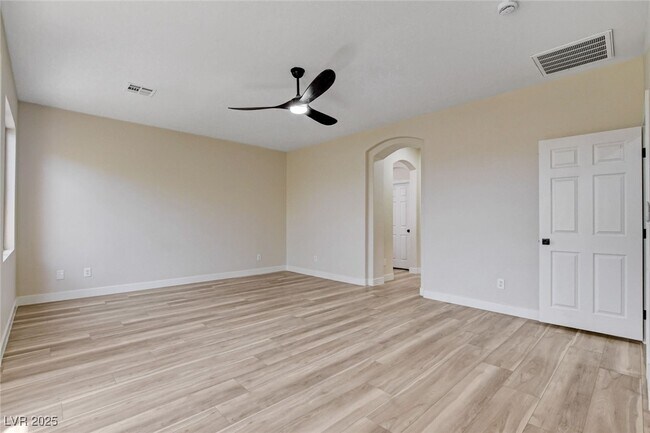 Building Photo - 177 Rocky Star St