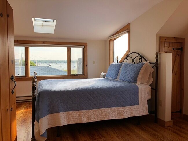 Building Photo - 79 Mattapoisett Neck Rd