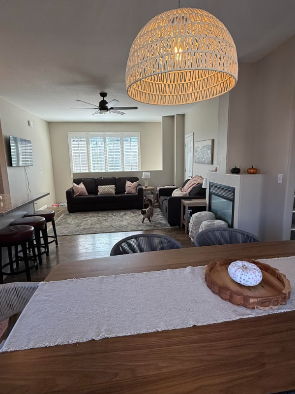 Building Photo - 2423 W Silverton Dr