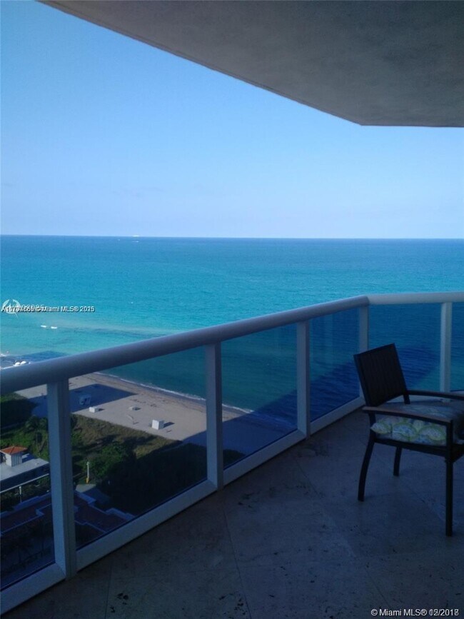Building Photo - 4775 Collins Ave