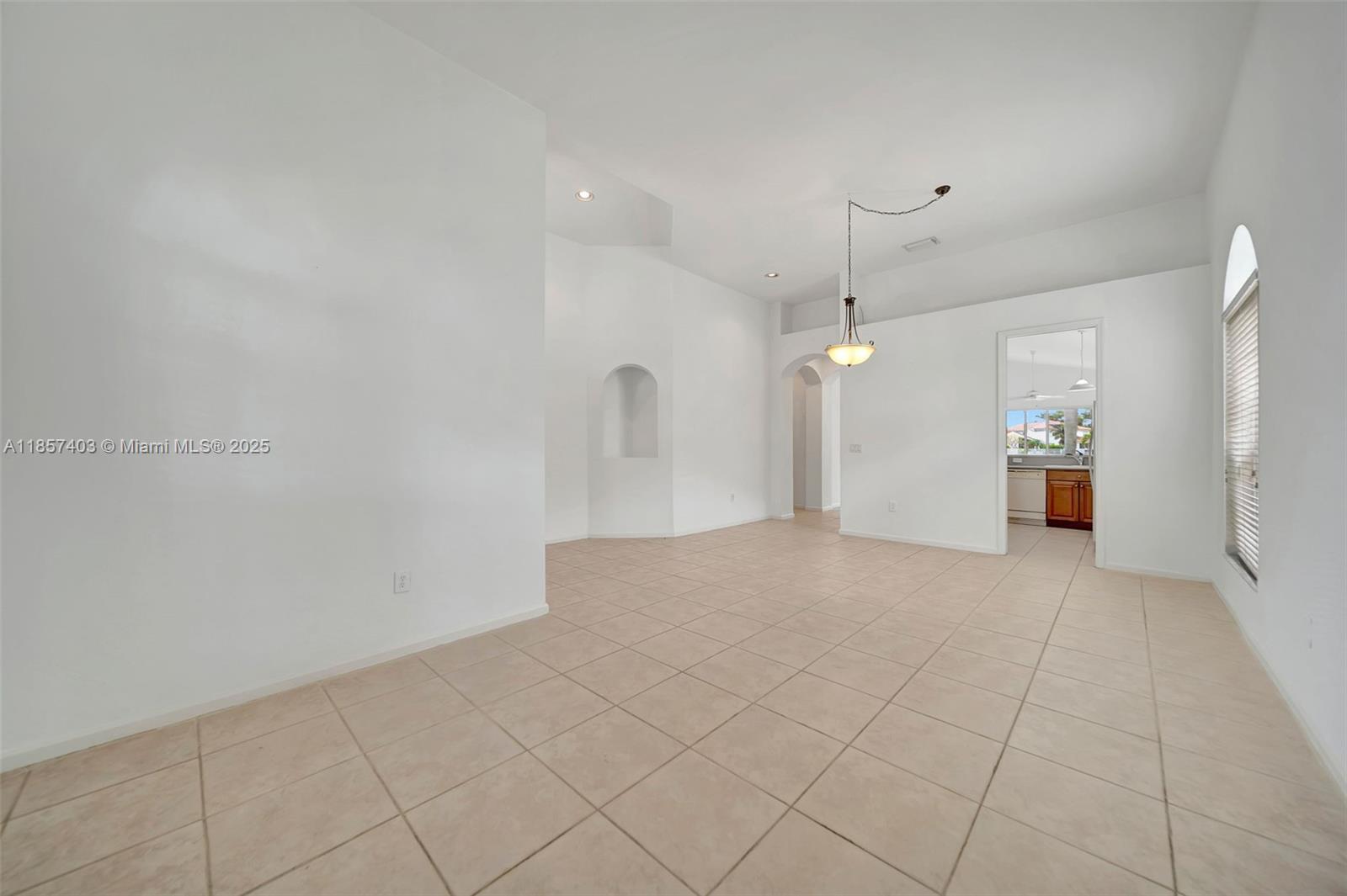 Building Photo - 7314 NW 19th Ct