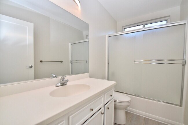 Building Photo - Pleasant Valley Condo with Recent Upgrades...