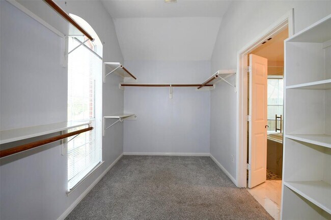 Building Photo - 18719 Racquet Sports Way
