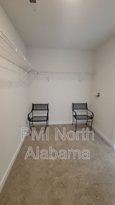 Building Photo - 7203 Chatfield Wy NW