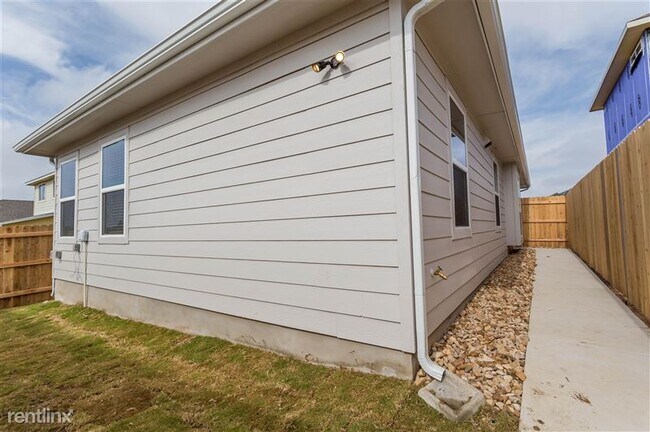 Building Photo - 9603 Grapevine Leaf Dr