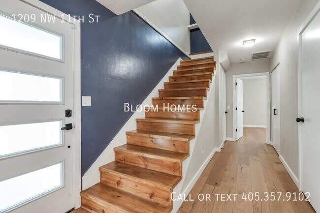 Building Photo - 1209 NW 11th St