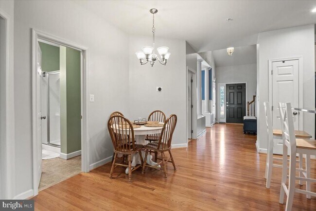 Building Photo - 20970 Branchwood Ct