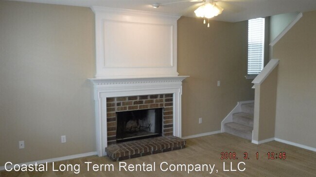 Building Photo - 3 br, 2.5 bath House - 5 Sunbriar Lane