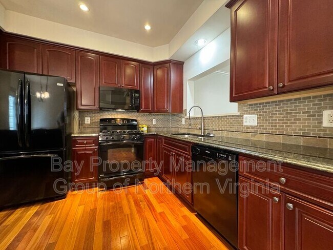 Building Photo - 14004 Madrigal Dr