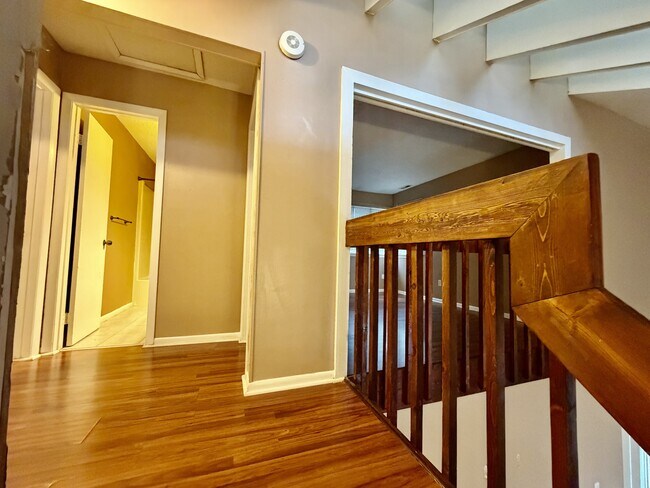 Building Photo - 845 Crashaw St