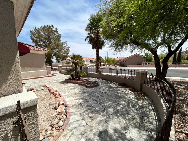 Building Photo - Sun City Summerlin 55+ Community