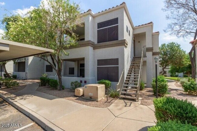 Building Photo - 11375 E Sahuaro Dr