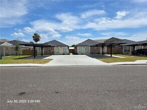 Building Photo - 25 Israel E Ave