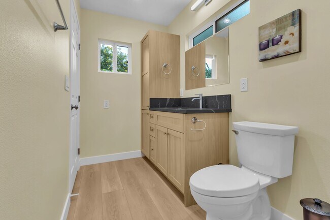 Building Photo - 3964 La Salle Ave