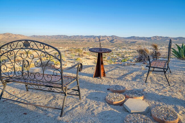 Building Photo - 57495 Buena Suerte Rd