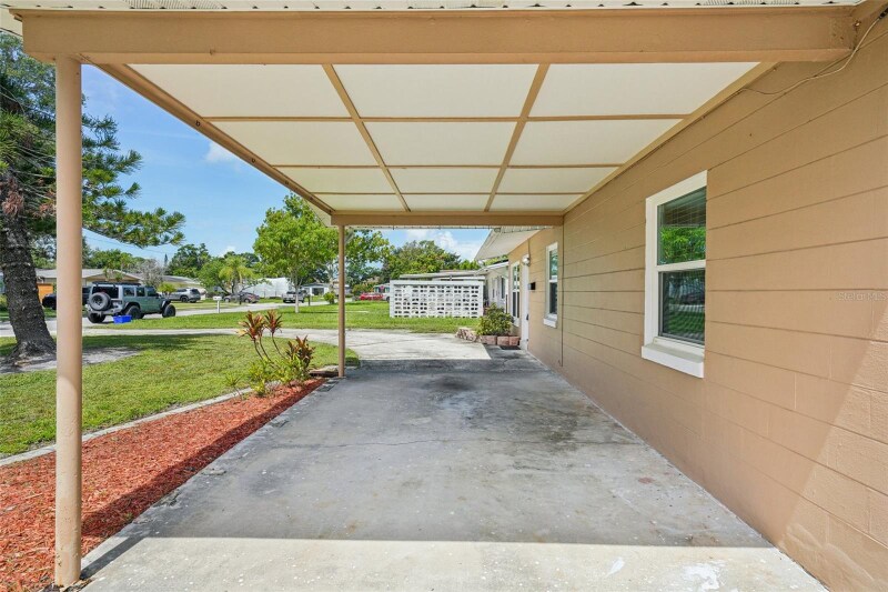 Building Photo - 5825 81st Ave