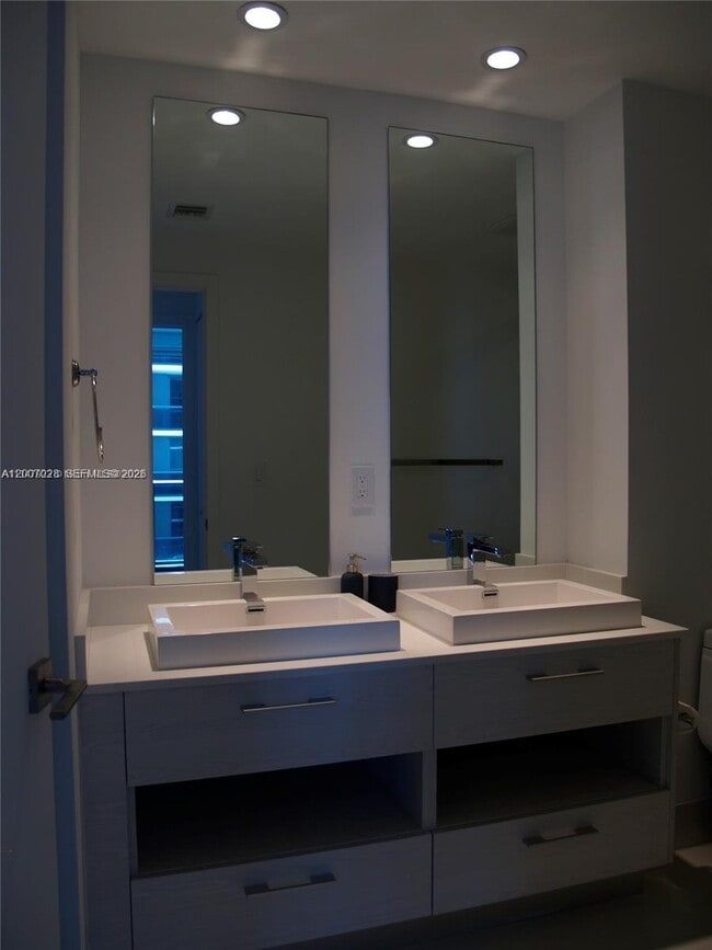 Building Photo - 55 SW 9th St