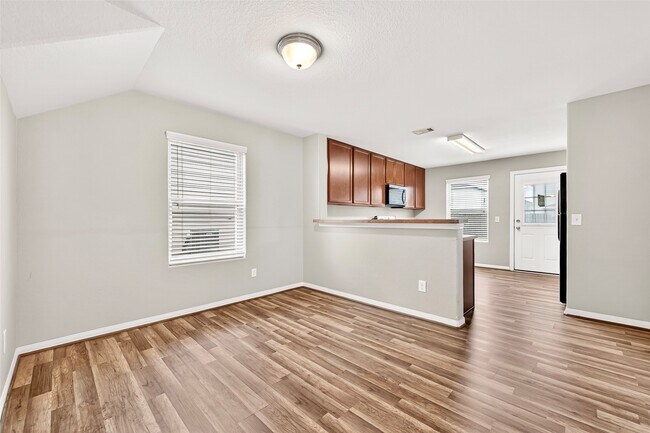 Building Photo - 831 Coffee Mill Creek Ln