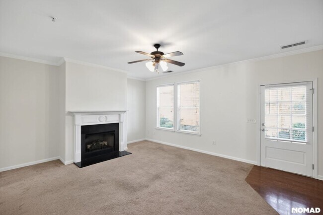 Building Photo - 235 River Green Ave