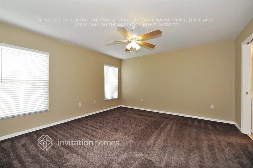 Building Photo - 4588 Great Blue Heron Dr