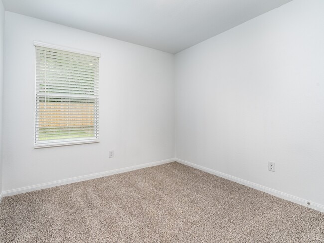 Building Photo - 14582 William Trails Dr