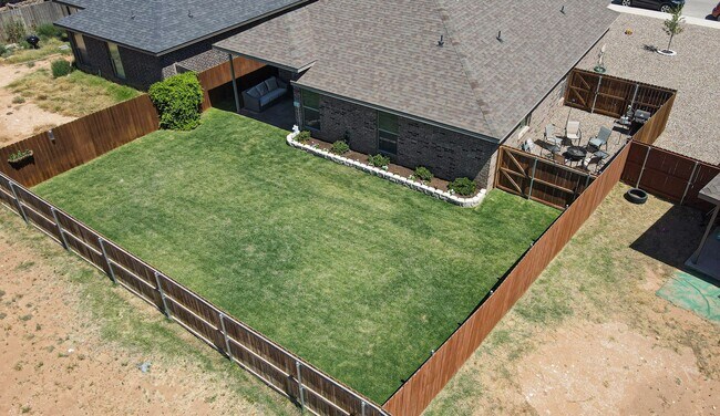 Building Photo - 2408 Outlaw Ct