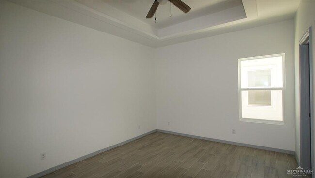 Building Photo - 11 Ozark Ave