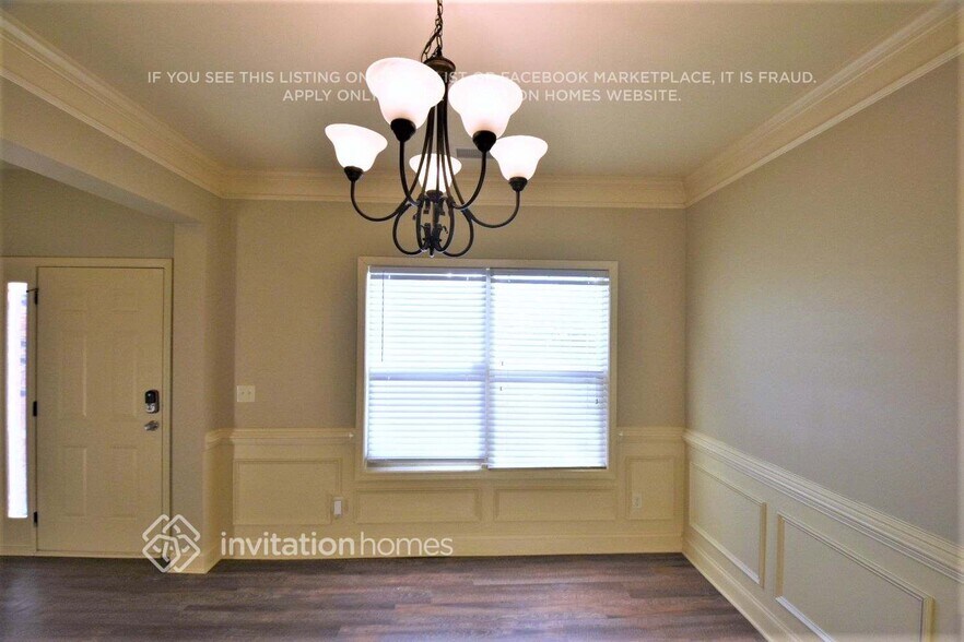 Building Photo - 948 Pine Ln