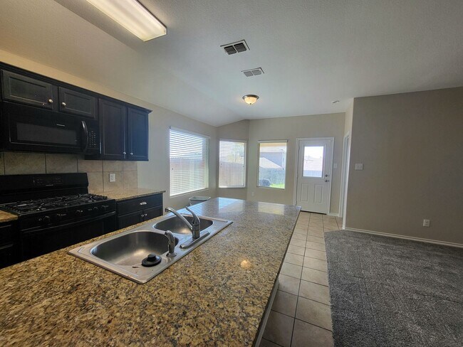 Building Photo - 7017 Mohegan Dr