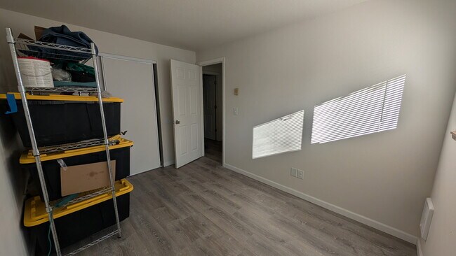 Building Photo - 2912 R St