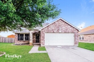 Building Photo - 1401 Krista Dr