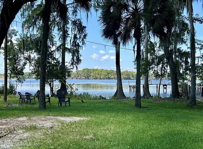 Building Photo - 1162 Carmel Cir