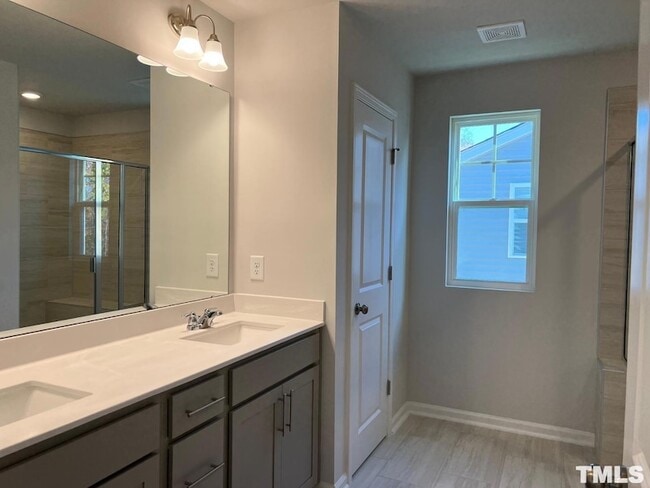 Building Photo - 4404 Olde Waverly Wy