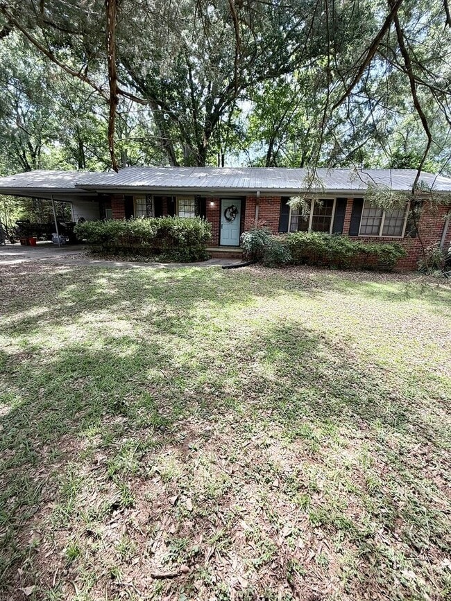 Building Photo - Athens Living Near Five Points – Fenced Yard & Covered Parking