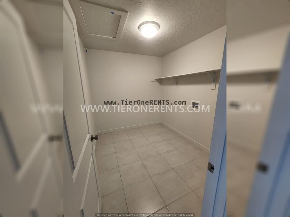 Building Photo - This property offers a NO DEPOSIT option available for qualified renters!