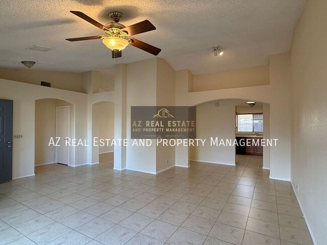 Building Photo - 8528 W Pershing Ave