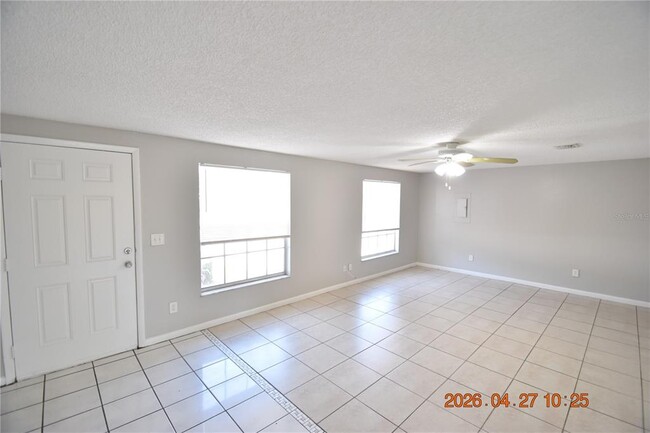 Building Photo - 3667 Sugarcreek Dr