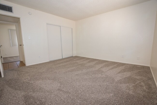 Building Photo - 100 Terra Dr