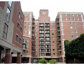 Building Photo - 15 N Beacon St