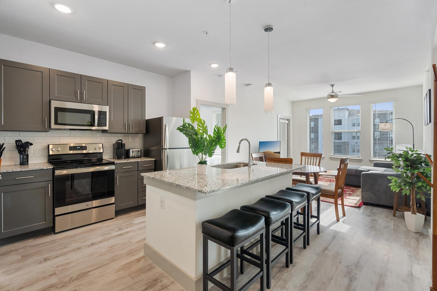 Building Photo - 12100 1/2 Ferrystone Glen Drive-SI FL3-ID1240331P