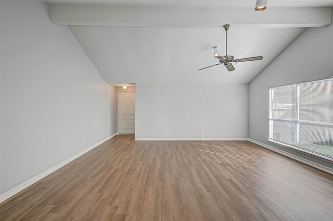 Building Photo - 1414 Elkwood Dr