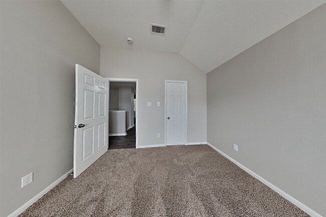 Building Photo - 8002 Weeping Willow Pl