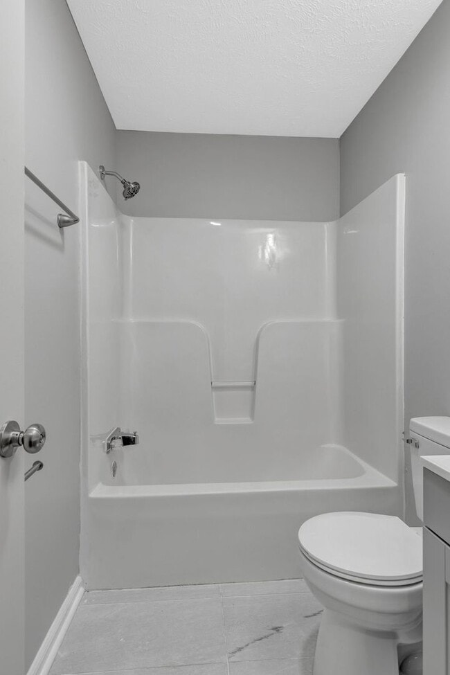 Building Photo - Three Bedroom Ranch w/ Basement in Dover w...