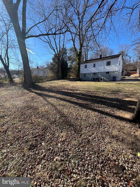 Building Photo - 1331 E Longview Dr