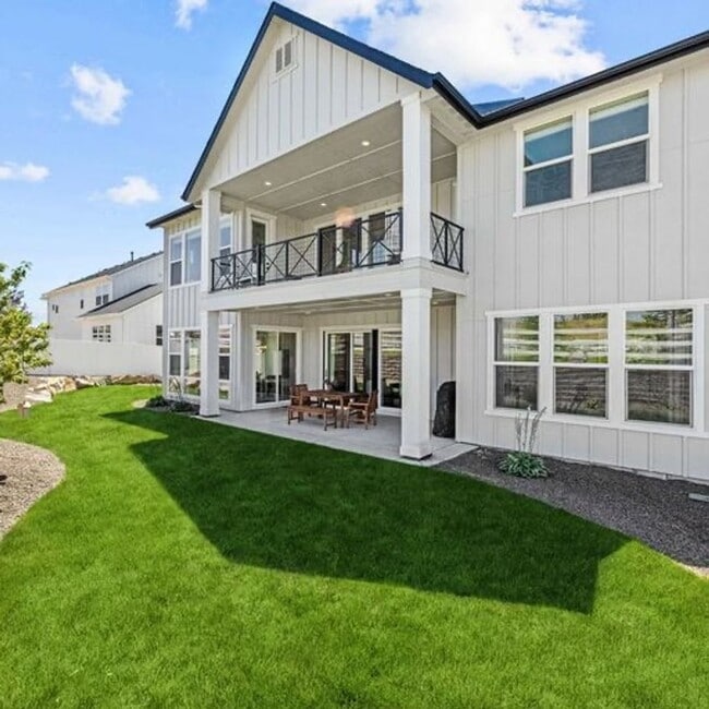 Building Photo - Luxury Living in Dry Creek Ranch – Custom ...
